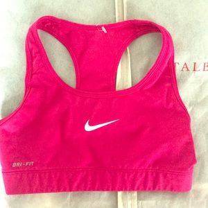 Nike Pro Sports Bra